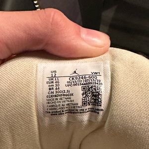 Rust pink jordan 3s used size 12m 13.5w